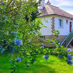 Hébergement de vacances Belle Maison De Entre Saint-malo Et Mont-saint-michel. Le Clos Fleuri, Mont-Dol